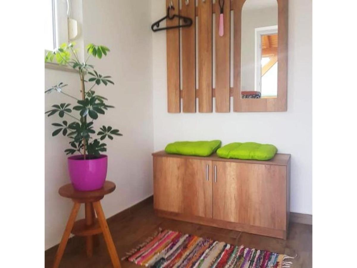 Forras Vendeghaz Appartement Tata Buitenkant foto